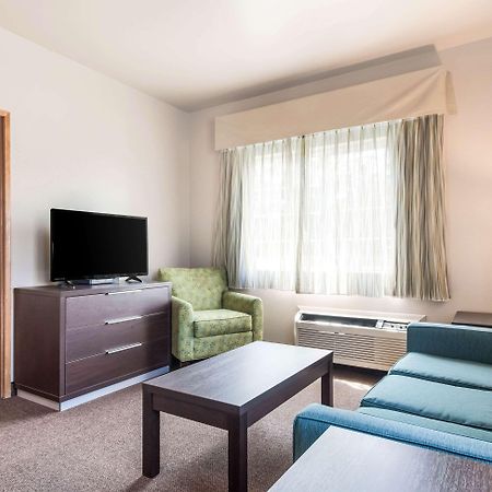 Quality Inn & Suites Bainbridge Island Kültér fotó