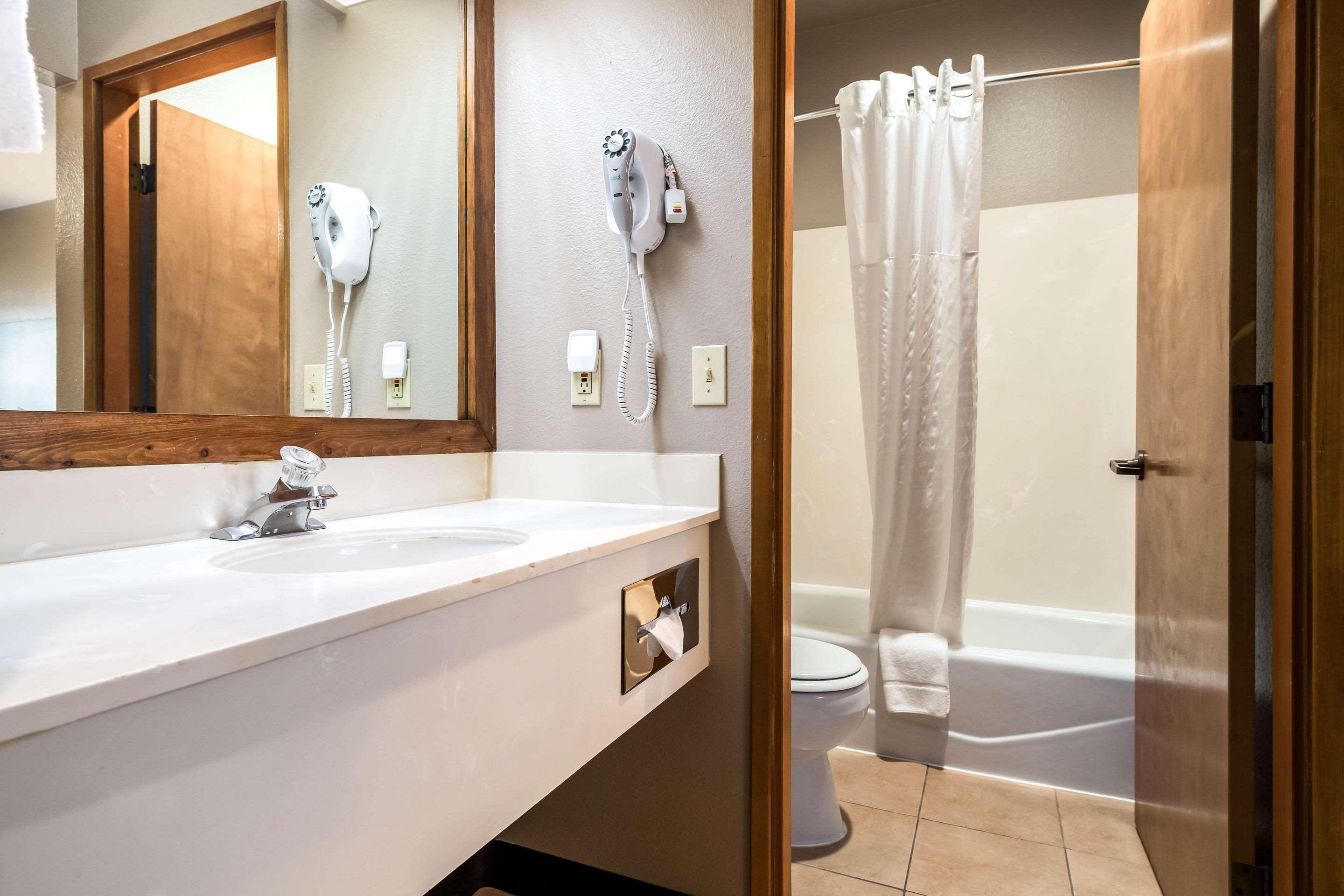 Quality Inn & Suites Bainbridge Island Kültér fotó